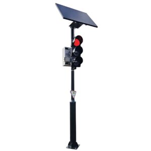 Feu récompense au rouge avec panneau solaire, capteur de vitesse, capteur de véhicule à l’arrêt, panneau M12f et poteau